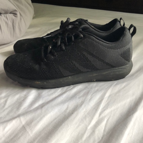 black non stick shoes